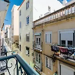 Rent4rest Bairro Alto Charming 1bd Apartment