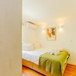 Rent4rest Bairro Alto Charming 1bd Apartment Lissabon