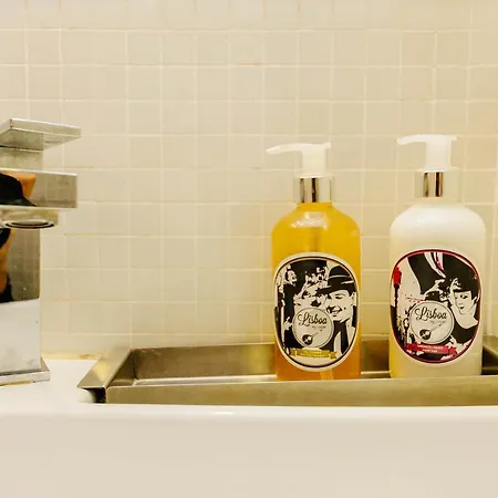 Rent4rest Bairro Alto Charming 1bd Διαμέρισμα *