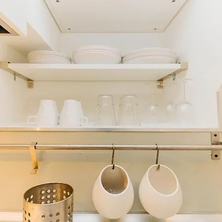 Rent4rest Bairro Alto Charming 1bd Appartamento Lisbona