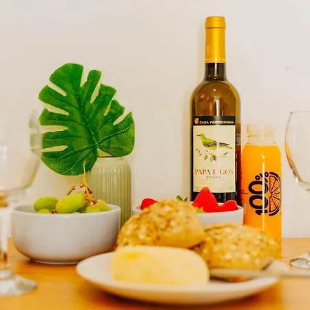 Rent4rest Bairro Alto Charming 1bd *