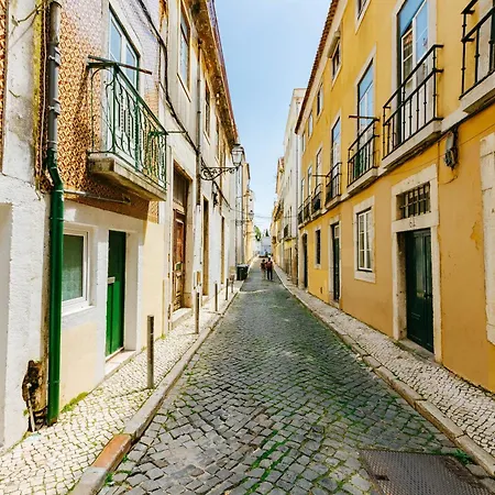 Rent4rest Bairro Alto Charming 1bd *